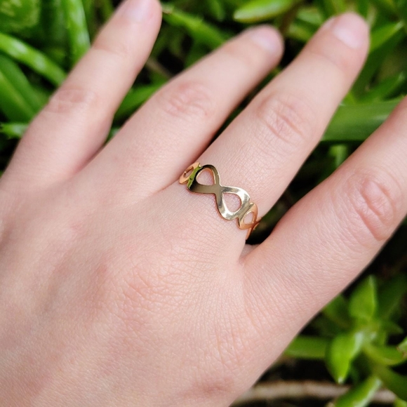 New Classic Gold Simple Dainty Infinity Ring Band & Toe Ring - Picture 3 of 7